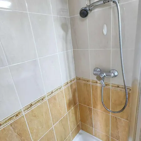 Apartment T2 Pour 4 Pers, Avec Piscine, Tennis, Parking Et Terrasse, A 400m De La - Fr-1-607-190